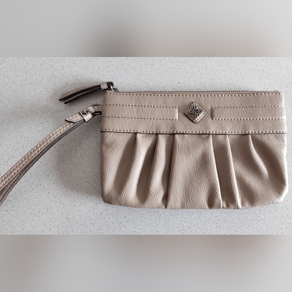 Firm Final Price!*Wristlet